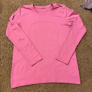 Lululemon long sleeve- loose fit